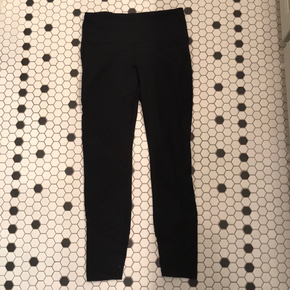 Women’s GapFit mesh leggings